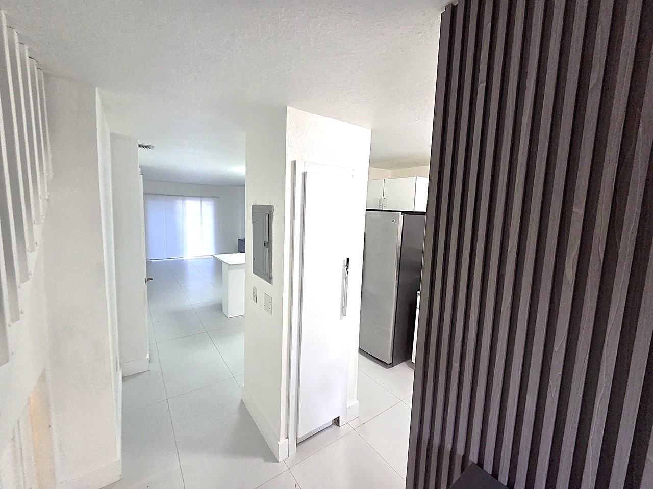 19504 Sw 103rd Ct #19504 - Photo 3 of 18