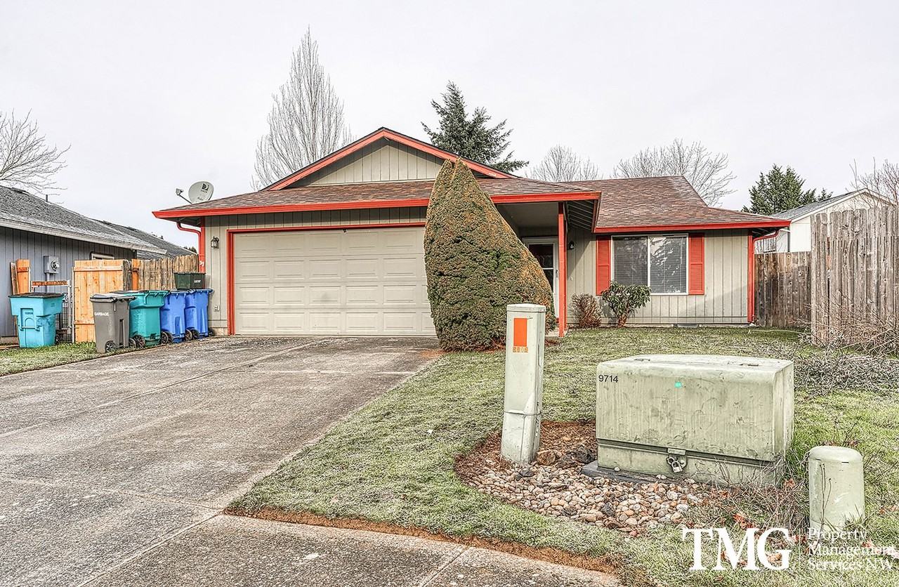 8606 Ne 160th Ave - Photo 2 of 28