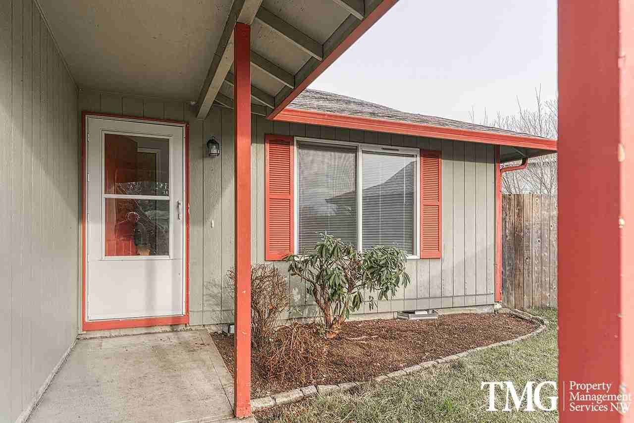 8606 Ne 160th Ave - Photo 3 of 28