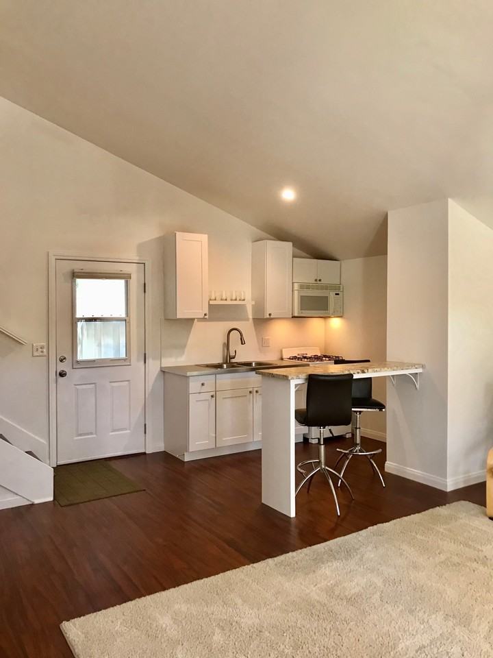 656 Grand Ave #NA - Photo 2 of 8