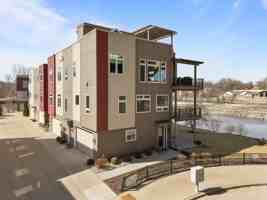 featured image of 1141 E Banta Ct #1141