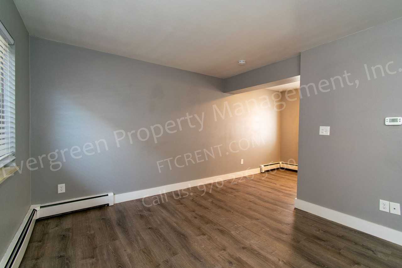 2012 W Plum St - Photo 7 of 50