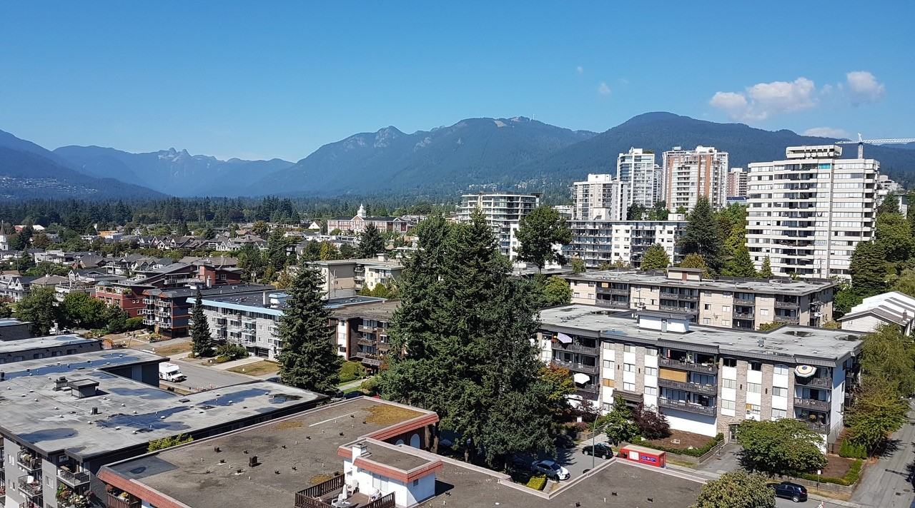 110 4th St W - Photo 2 of 44