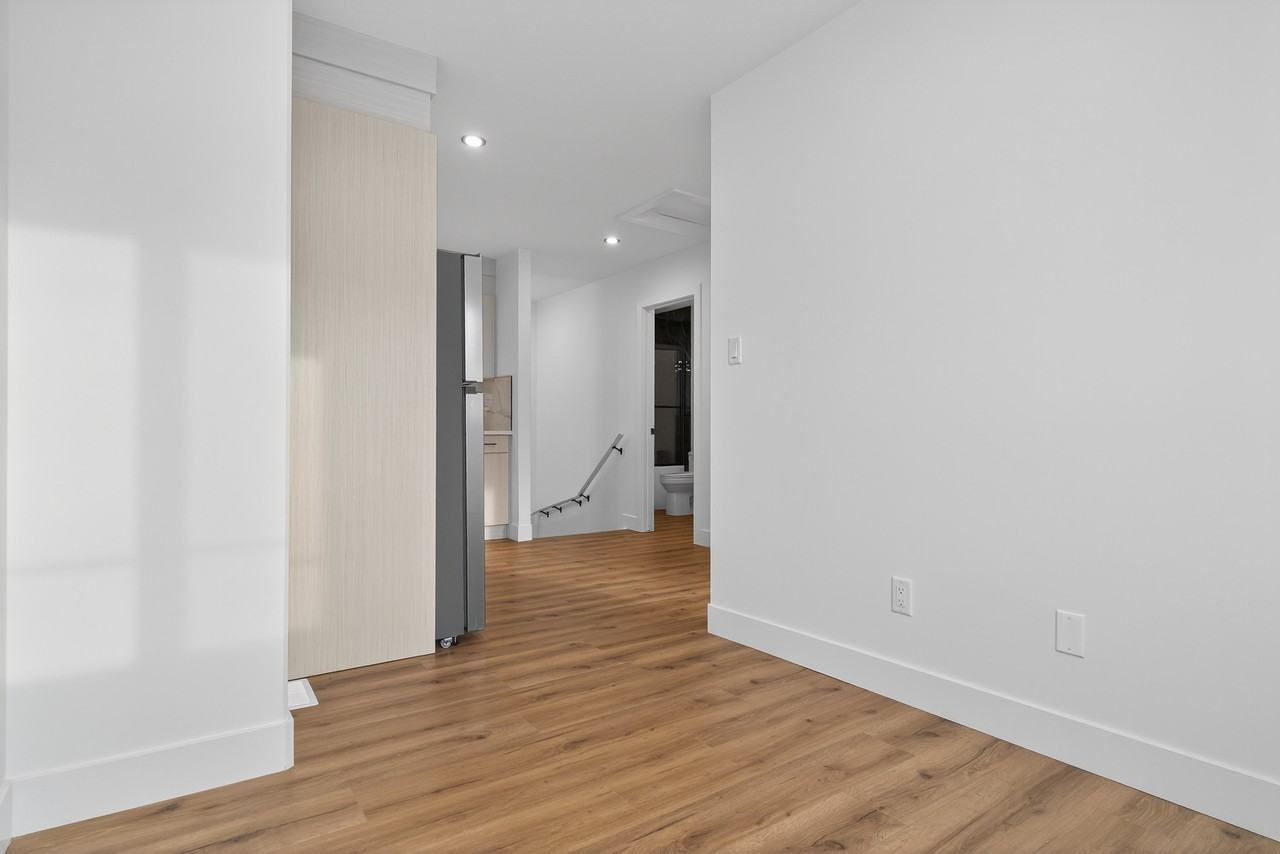 9337-9339 87 Avenue NW - G-Suite - Photo 6 of 9