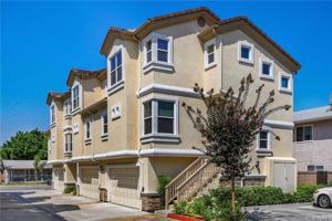 featured image of 8638 La Salle St #8638