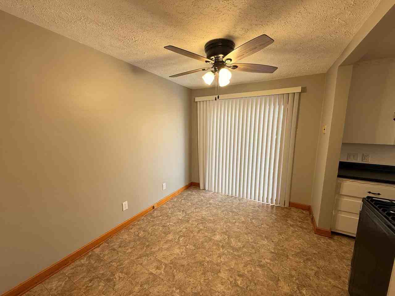 3390 X St - Photo 3 of 10