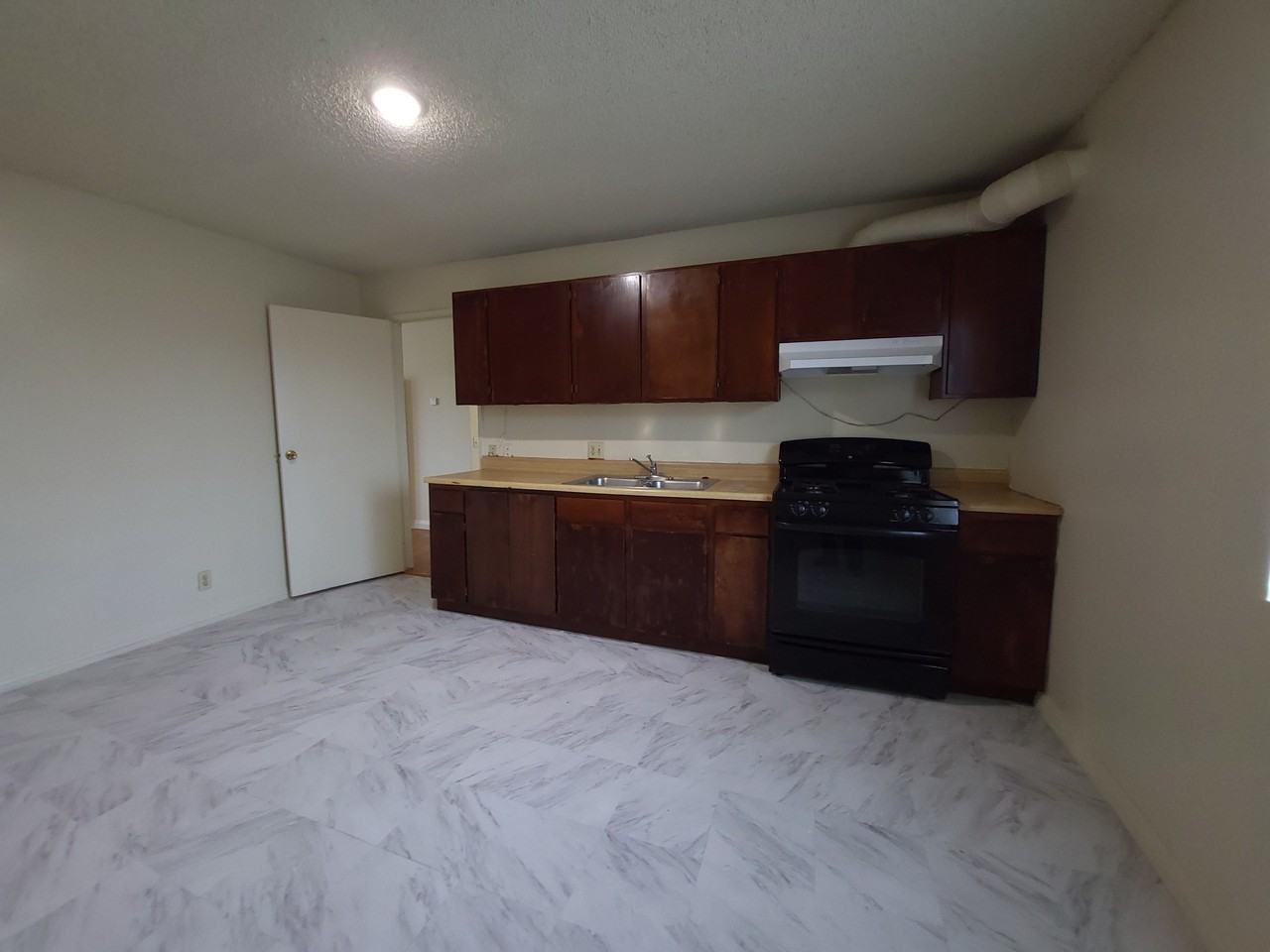 7852 14th St #A1 - Photo 4 of 15