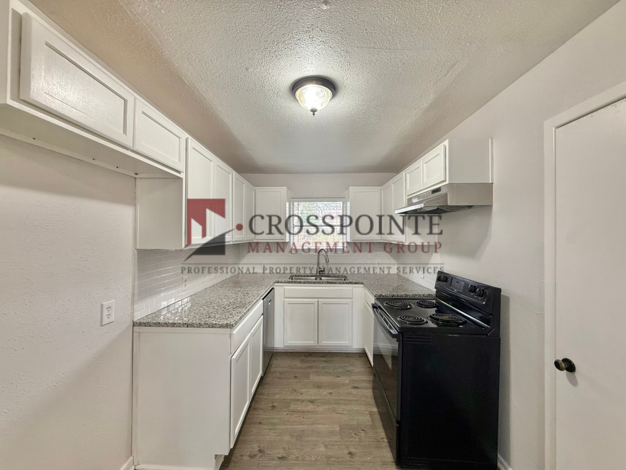 533 Bandera Dr - Photo 6 of 18