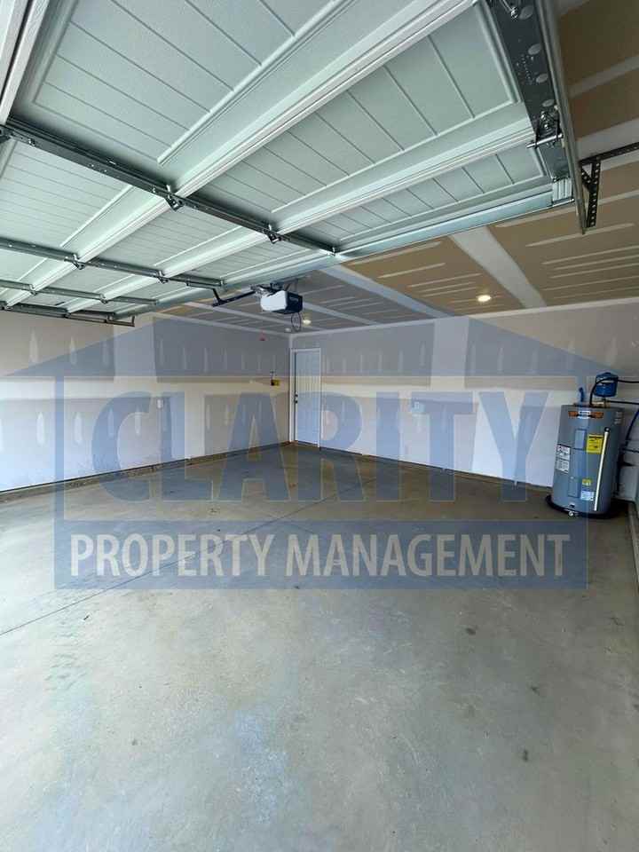 1450 Housley Dr - Photo 7 of 39