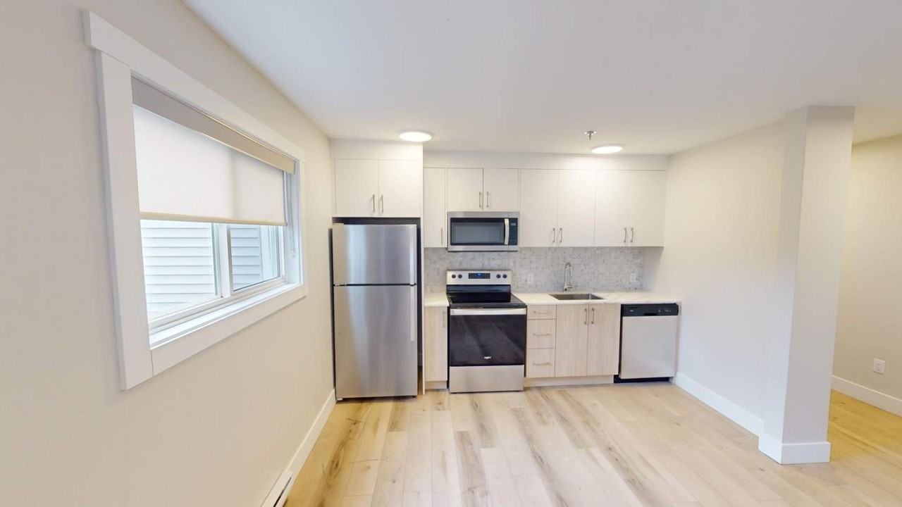 6140 Lady Hammond Road - Photo 5 of 8