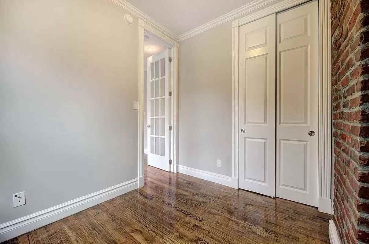 234 W 14th St #4A - Photo 4 of 5