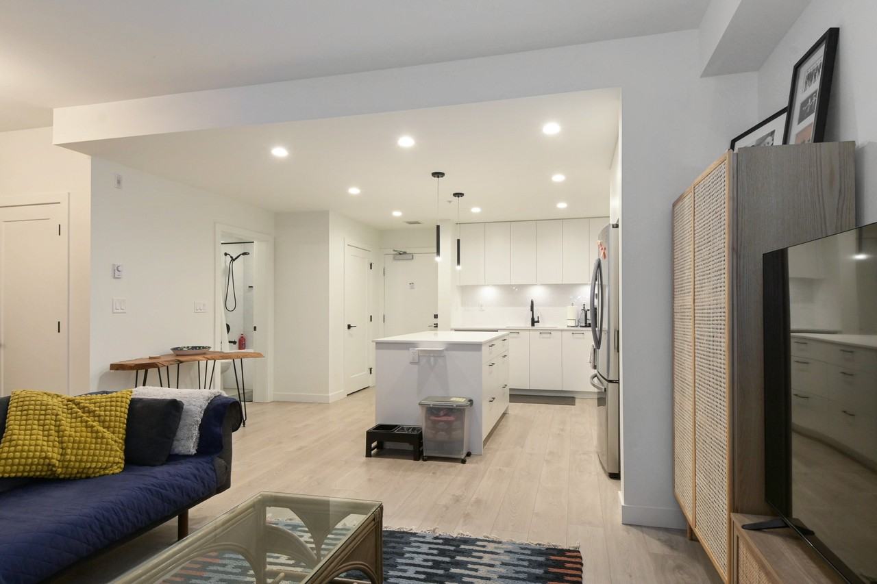 20018 83a Ave - Photo 3 of 14