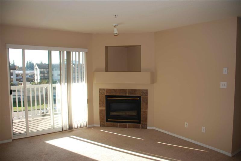 32101 Mt Waddington Ave - Photo 3 of 21