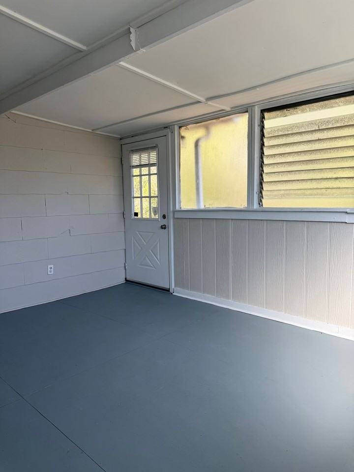 1547 Heath St - Photo 4 of 7