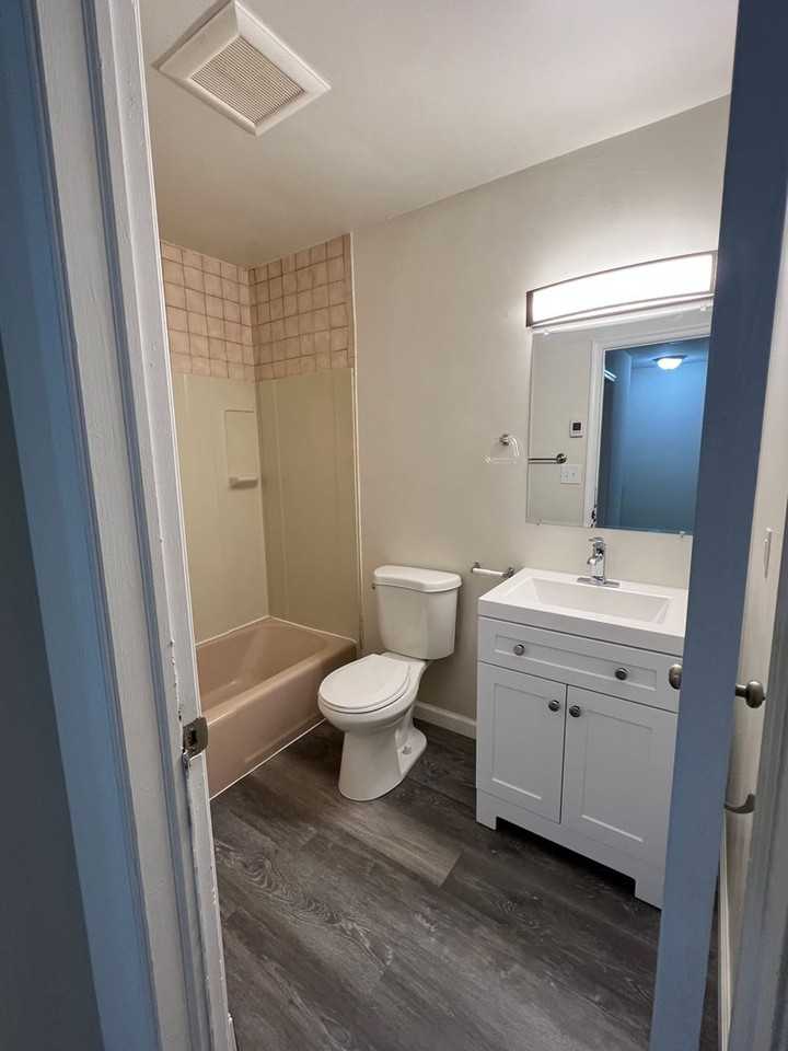 306 Old Forge Dr - Photo 2 of 21