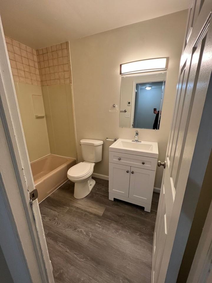 306 Old Forge Dr - Photo 5 of 21