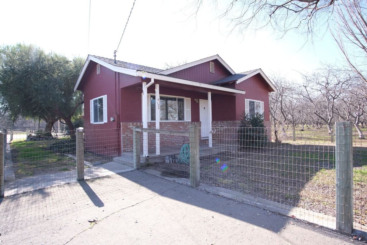 4124 East Ave - Photo 4 of 24