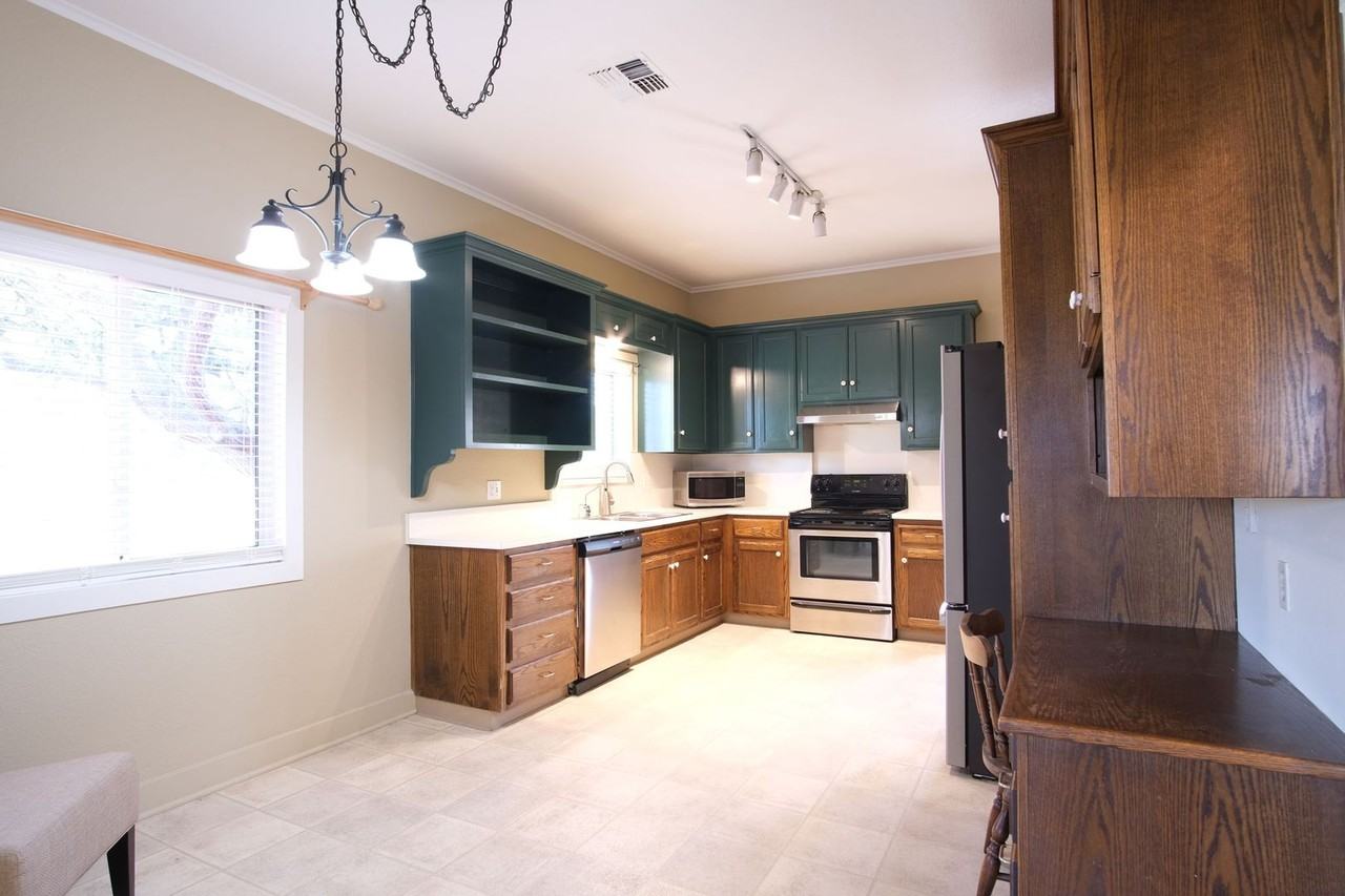 4124 East Ave - Photo 7 of 24