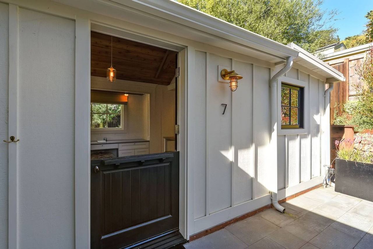 7 Summit Ave - Photo 7 of 11