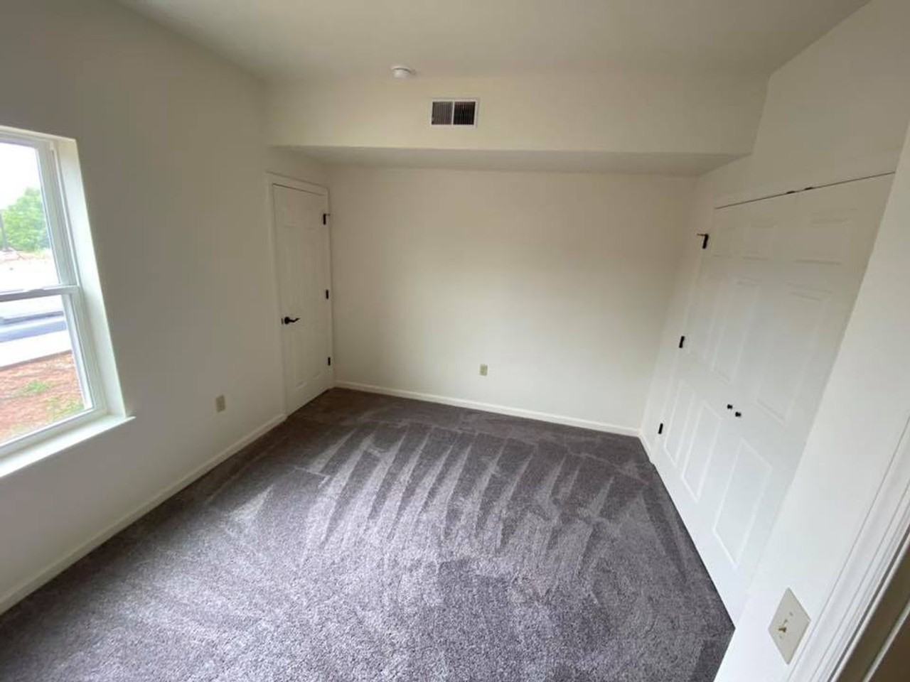 KENLEE DRIVE 215 - Photo 5 of 20