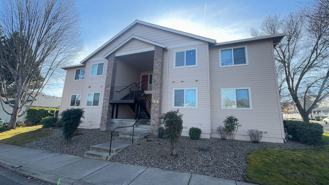 1552-1e - 1514 Hollyhock #A-D - Photo 1 of 1