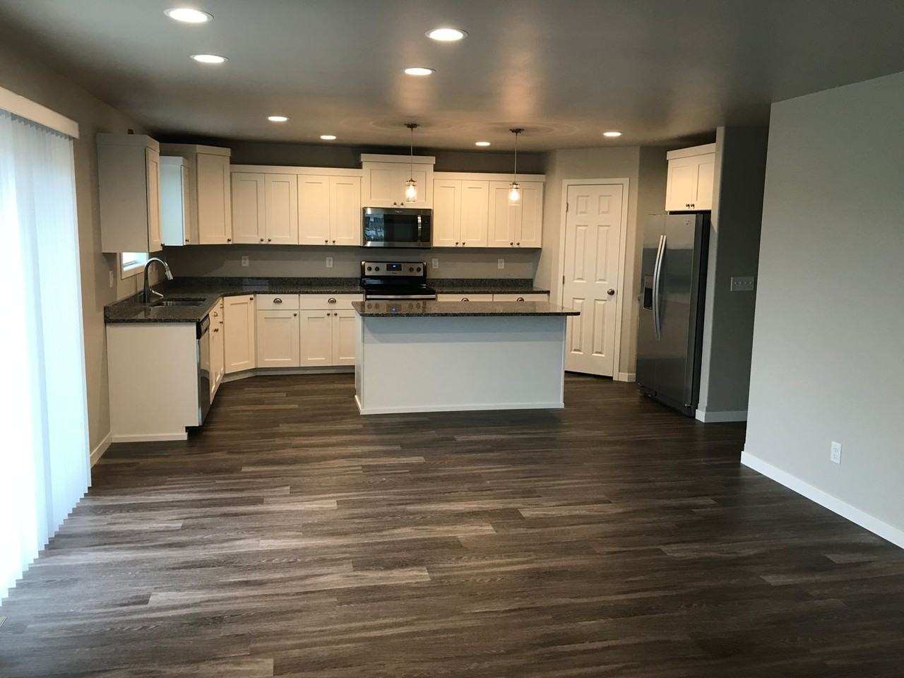 3419 47th Ave S - Photo 2 of 12