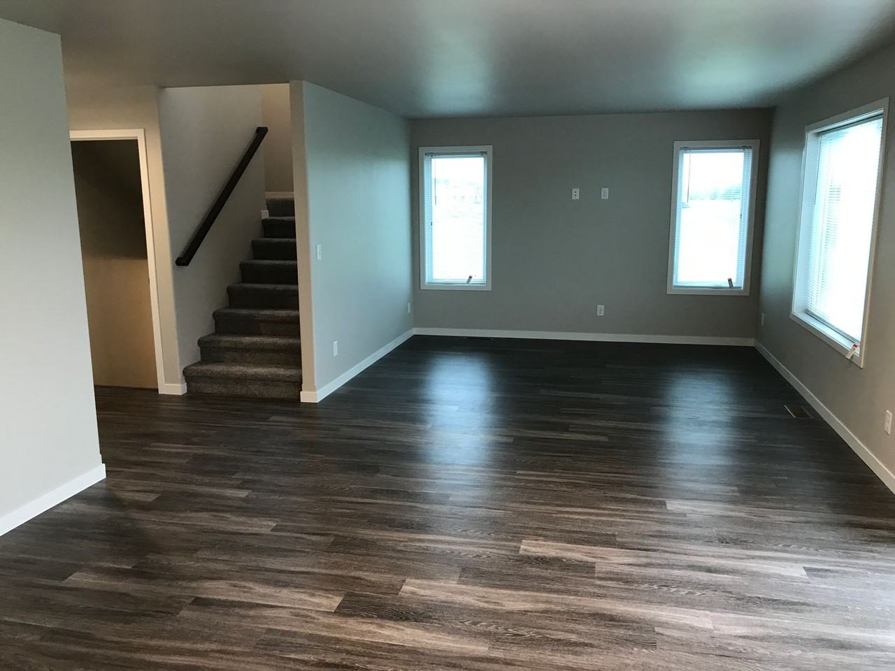 3419 47th Ave S - Photo 4 of 12