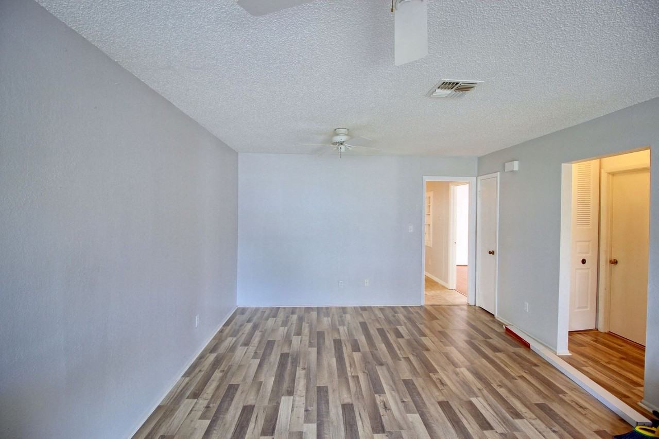 743 Hummingbird Ln - Photo 2 of 16