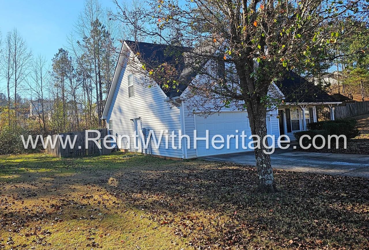 6843 John Clark Dr - Photo 3 of 40