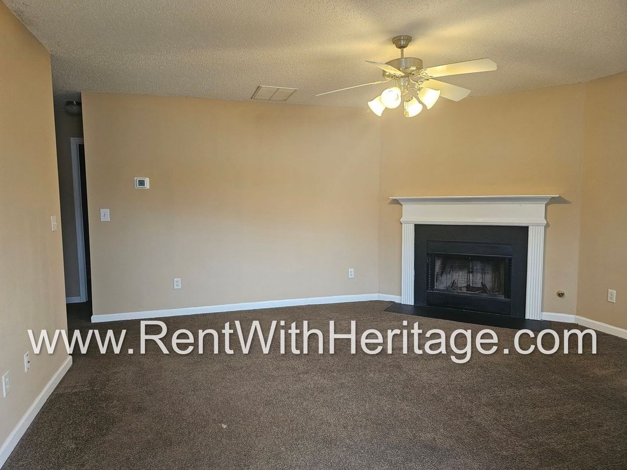 6843 John Clark Dr - Photo 7 of 40