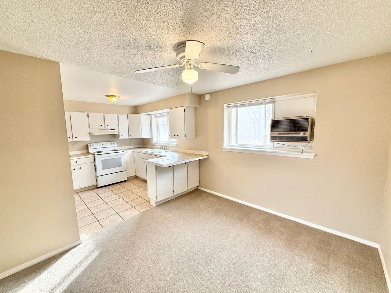 2 Alan Shepard Rd - Photo 2 of 16