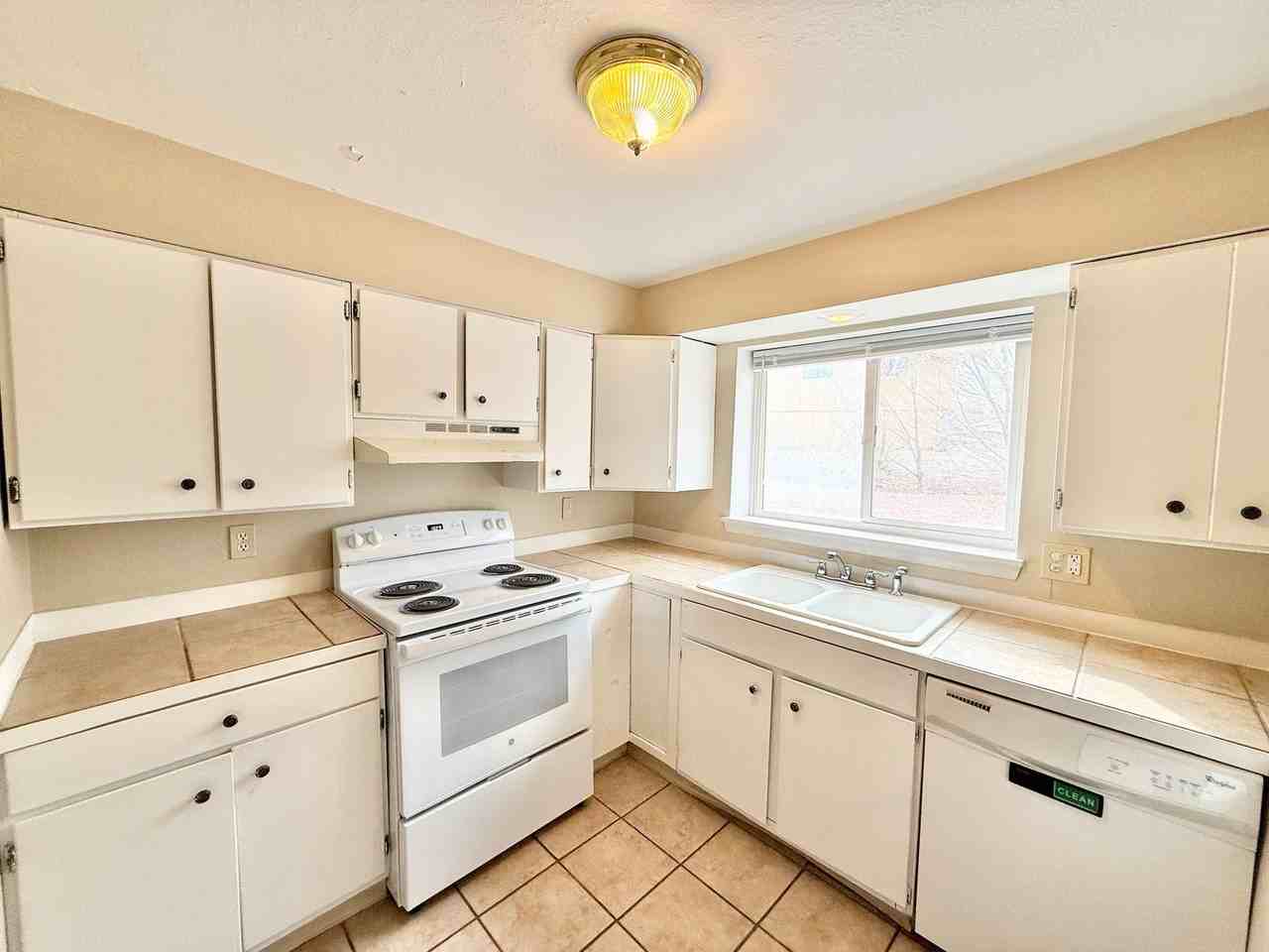 2 Alan Shepard Rd - Photo 3 of 16