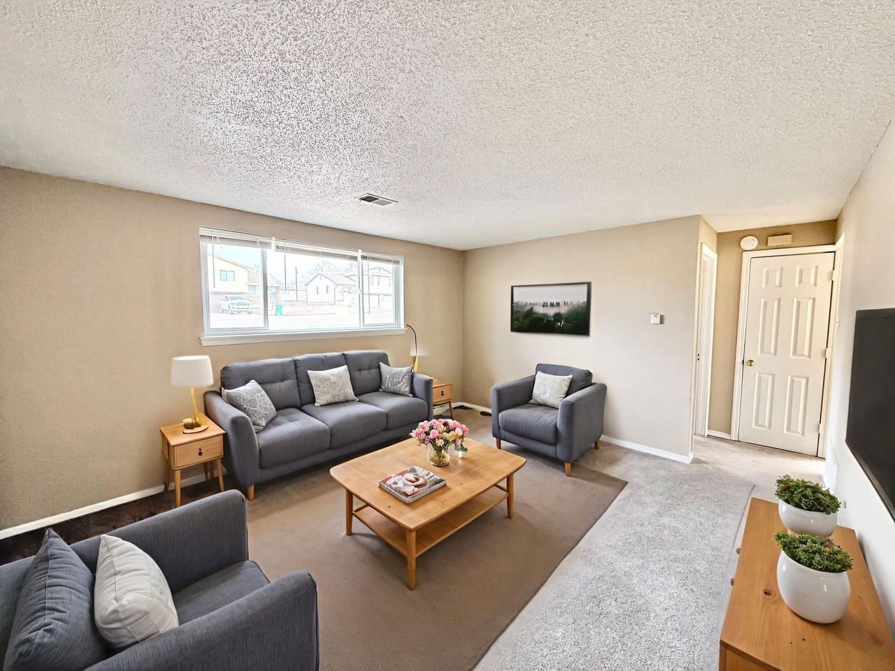 2 Alan Shepard Rd - Photo 4 of 16