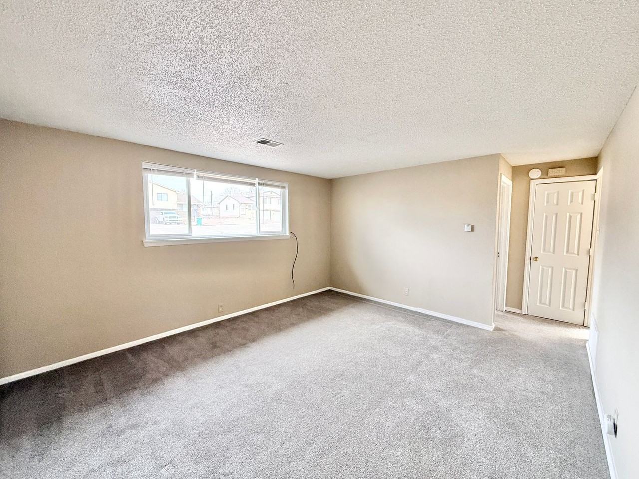 2 Alan Shepard Rd - Photo 5 of 16