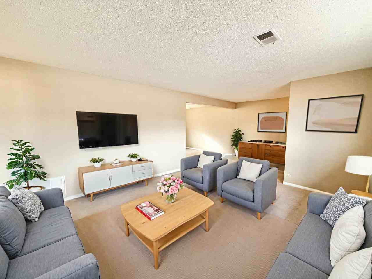 2 Alan Shepard Rd - Photo 7 of 16