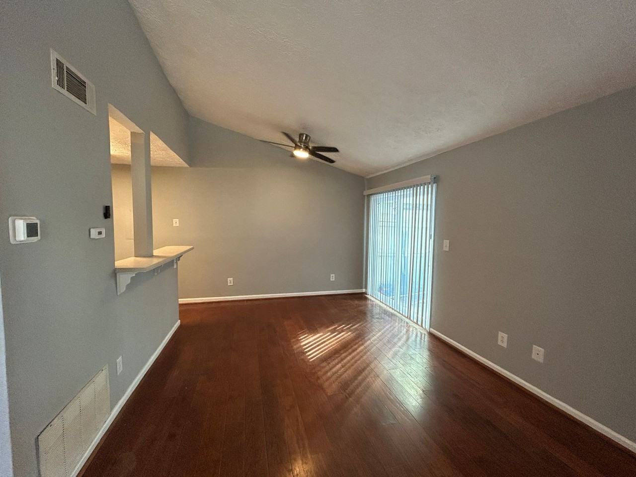 3850 Mulkey Cir Sw - Photo 3 of 8