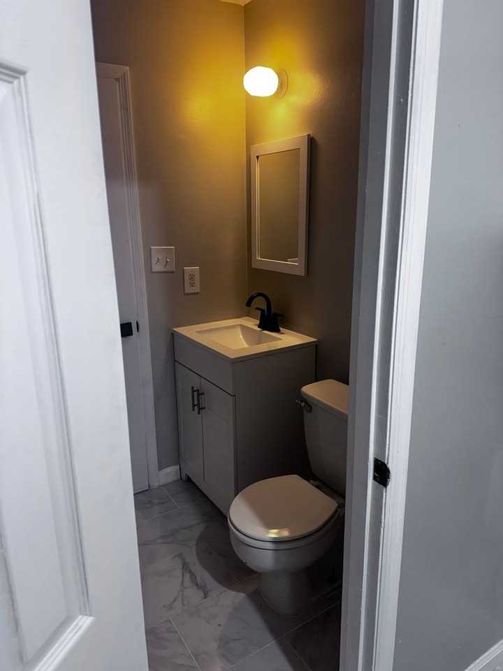 8227 Country Cir - Photo 4 of 26