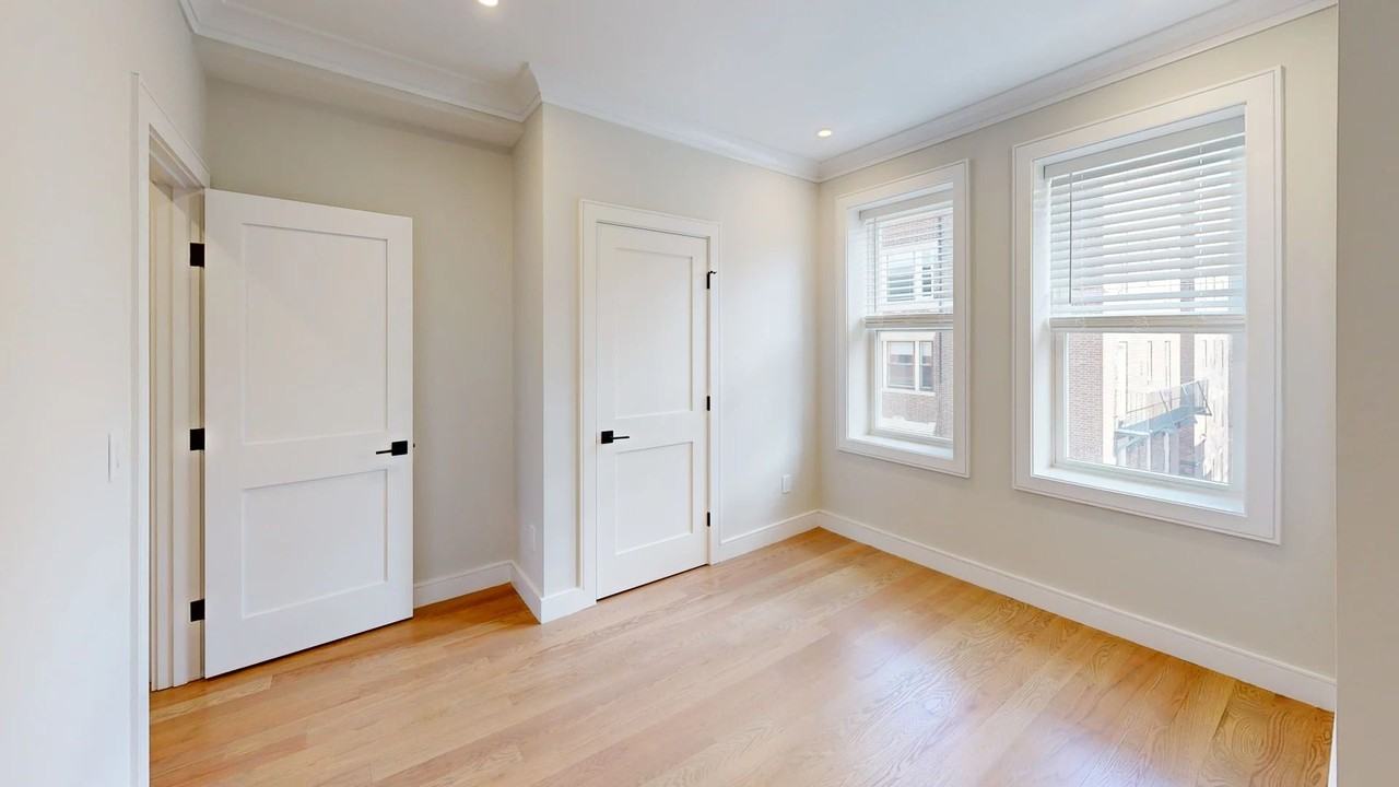 121 Allston St - Photo 6 of 8