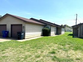 2115 W Oak Ave - Photo 1 of 1