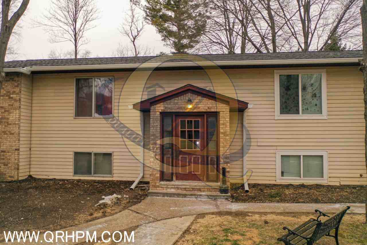 Remodeled 2 bedroom units in Clio - Photo 2 of 15