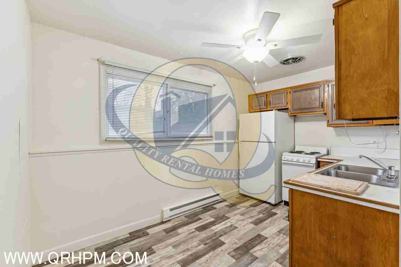 Remodeled 2 bedroom units in Clio - Photo 5 of 15