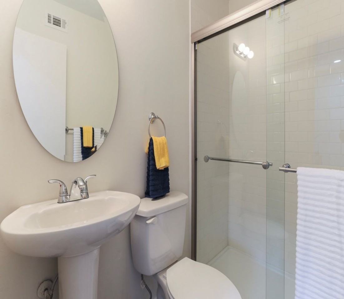 2006 House Ave #11 - Photo 7 of 12