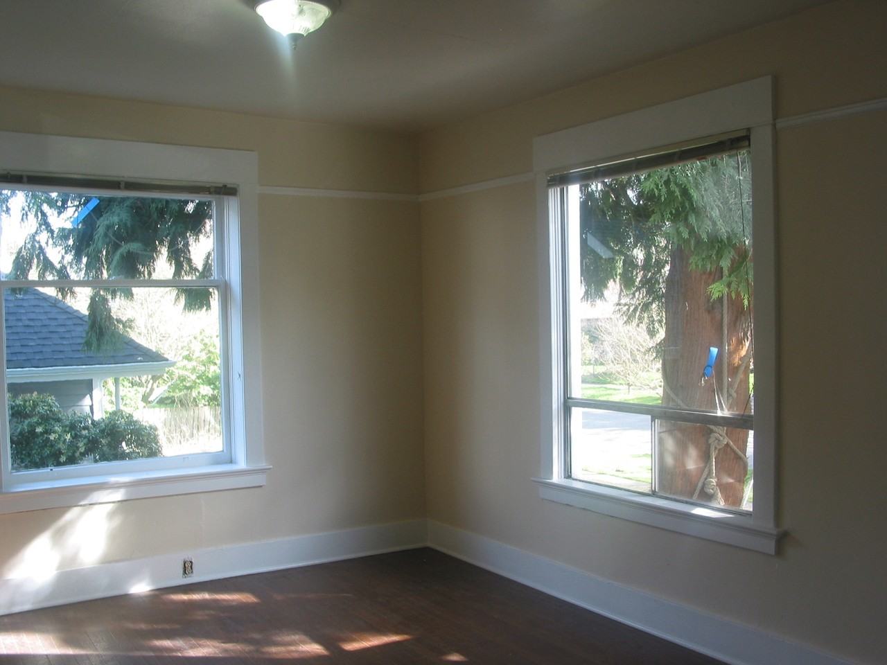 528 N 76th St - Photo 3 of 12