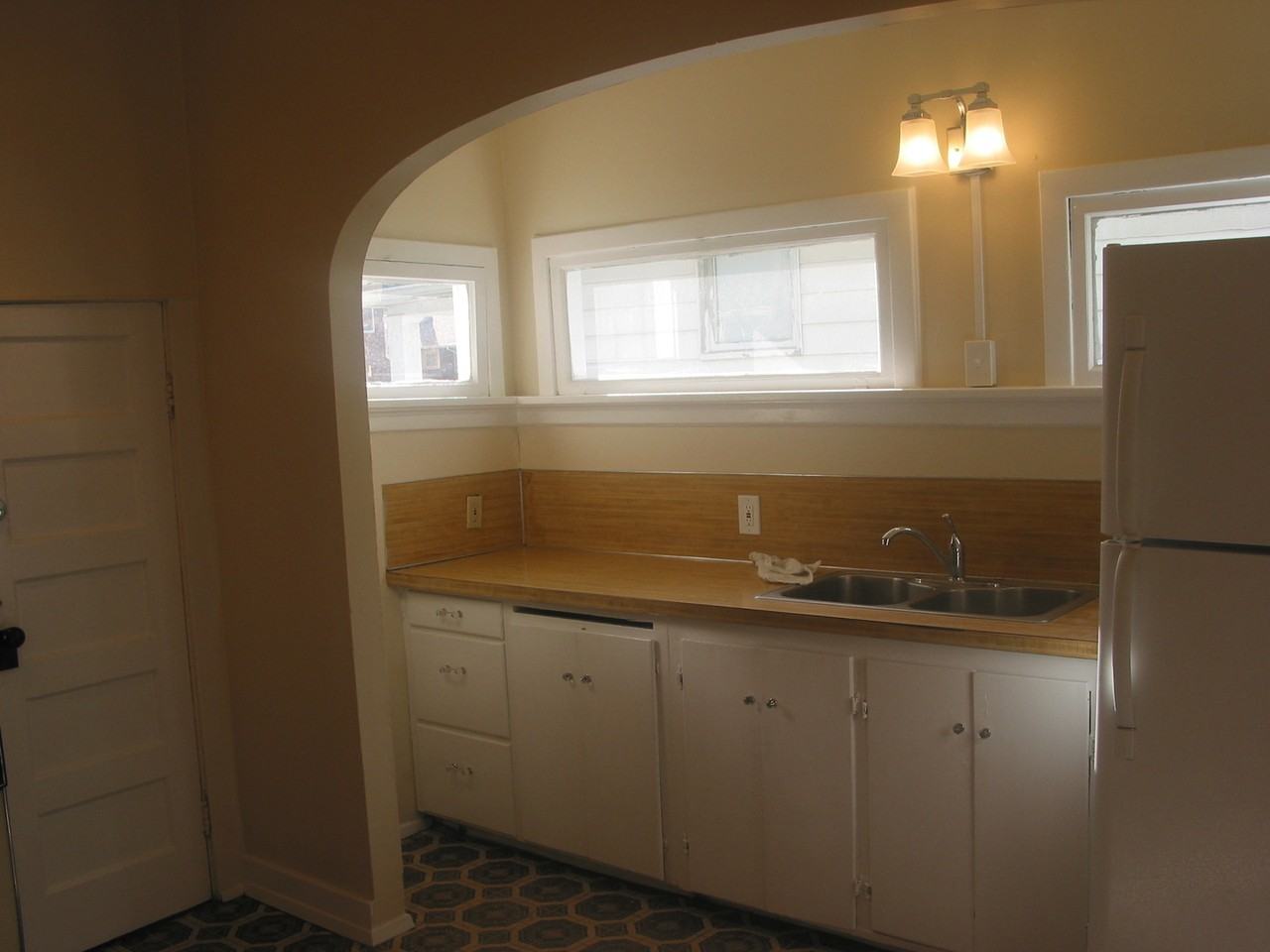 528 N 76th St - Photo 7 of 12