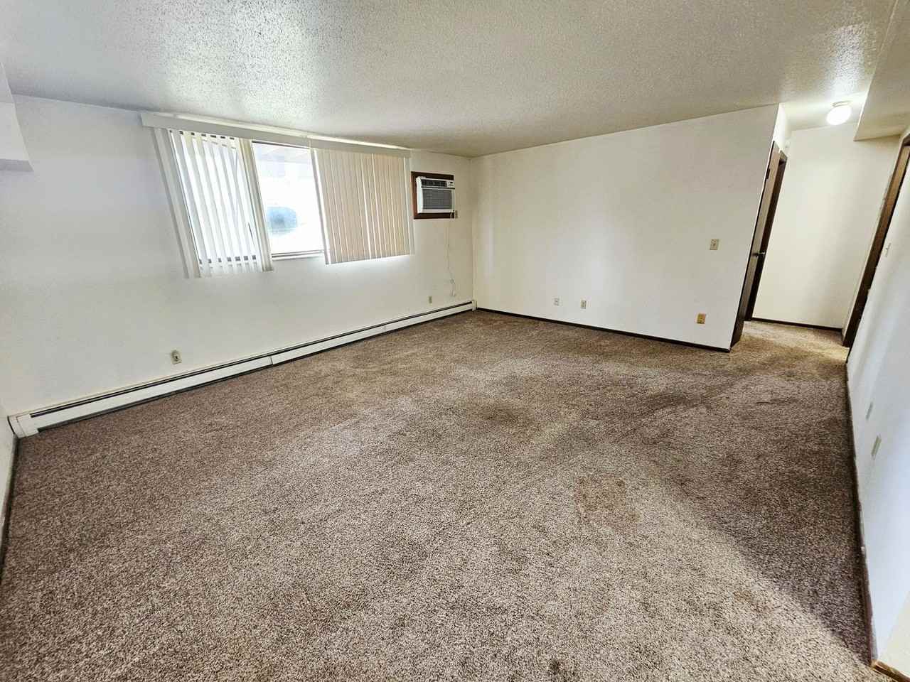 3010 E Rosser Ave - Photo 2 of 22