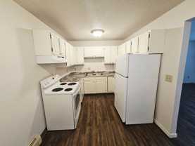 3130 E Rosser Ave - Photo 1 of 1