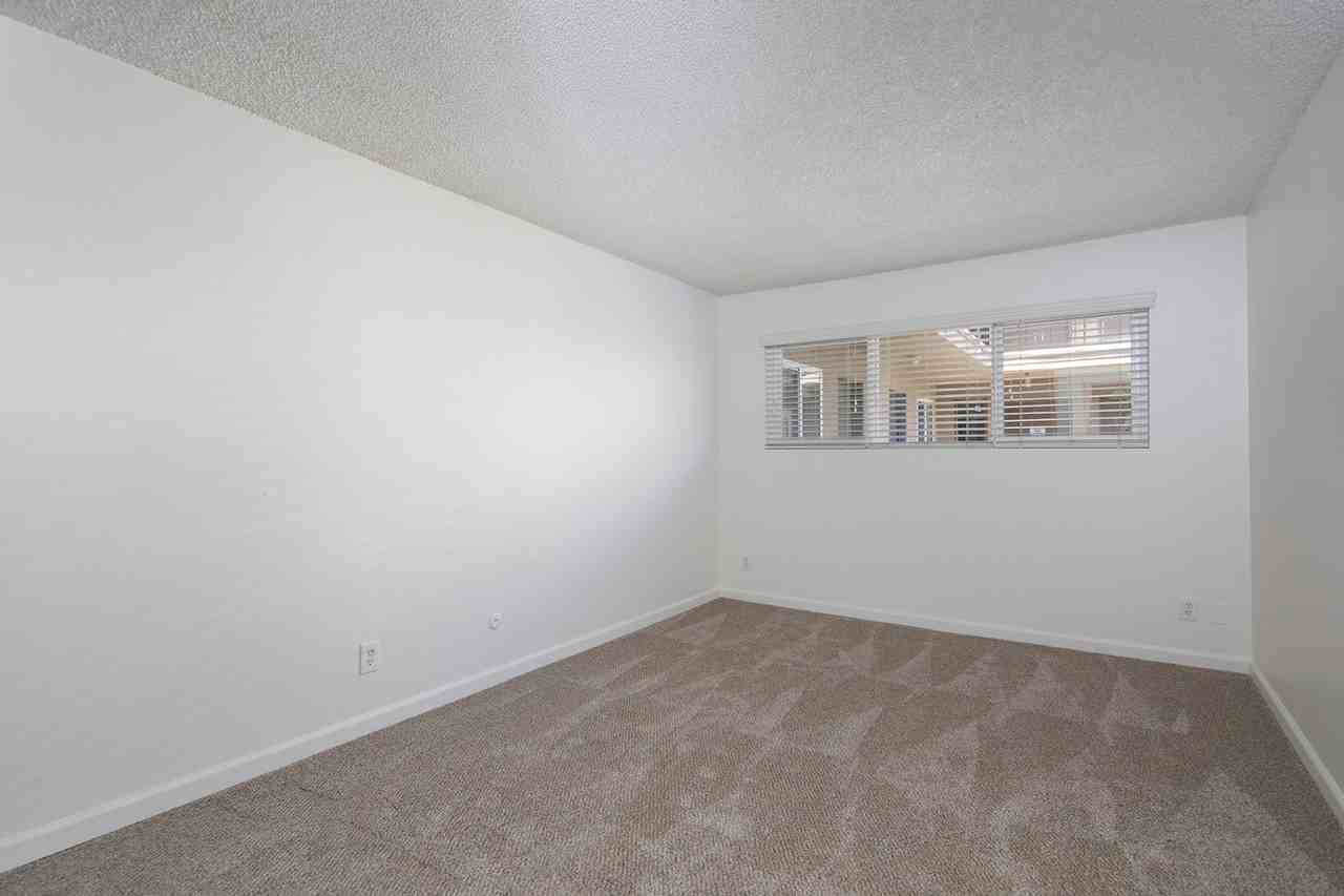 3860 Haines St - Photo 7 of 13