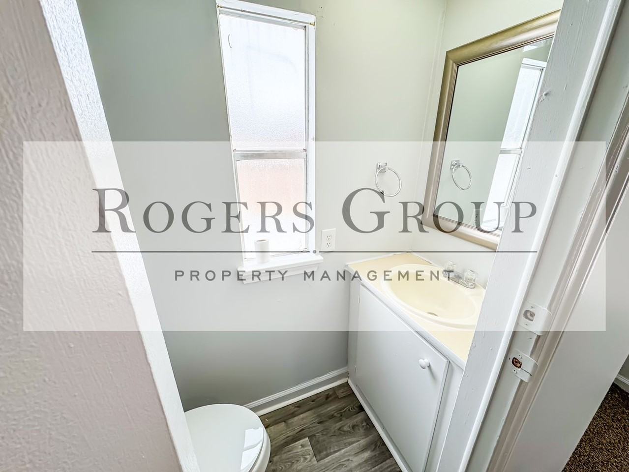 390 S Chavis Rd #5 - Photo 3 of 9