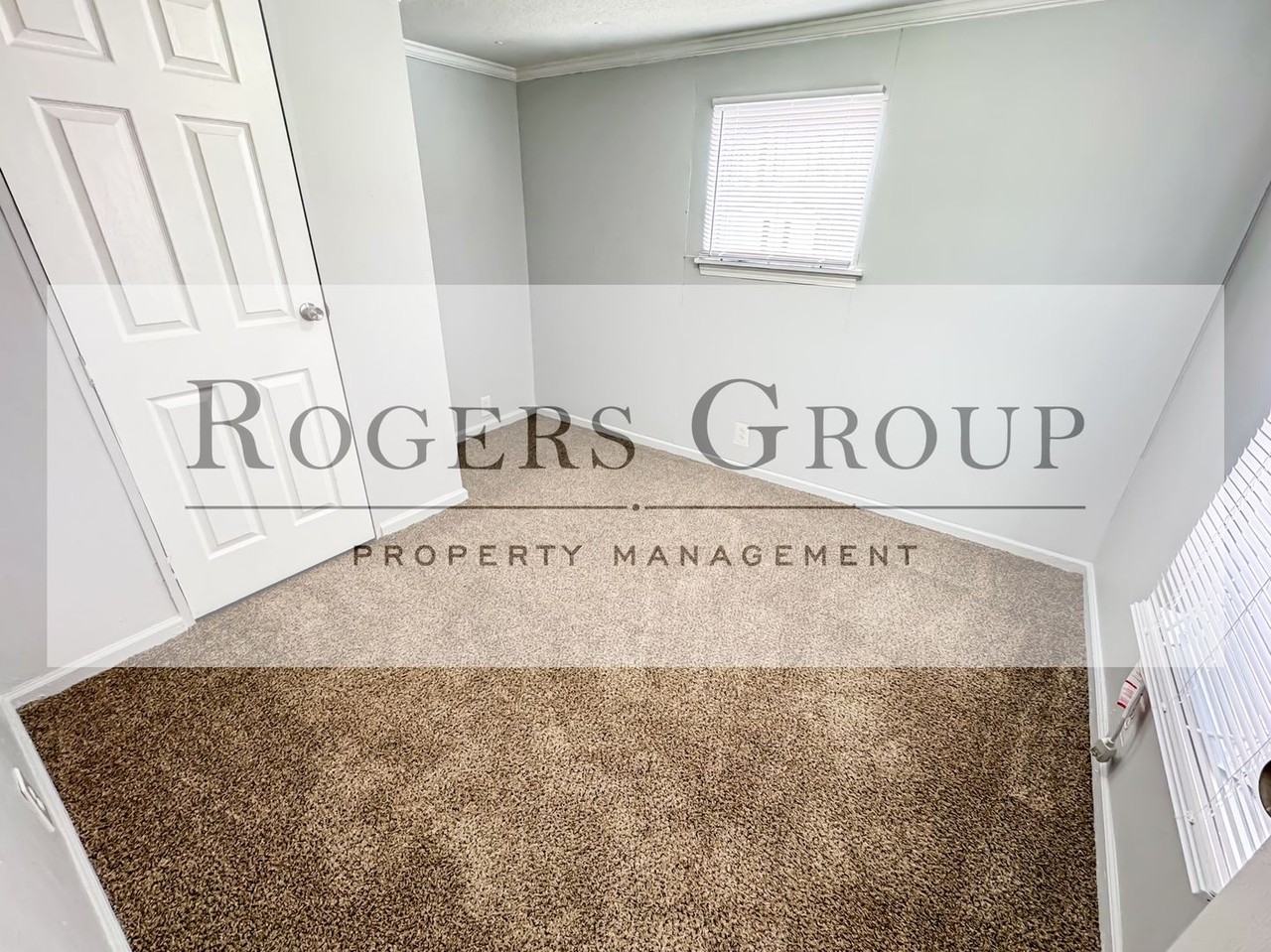 390 S Chavis Rd #5 - Photo 4 of 9