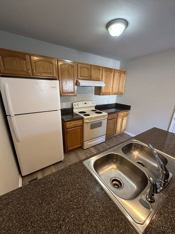 105 Muskett Dr - Photo 7 of 13